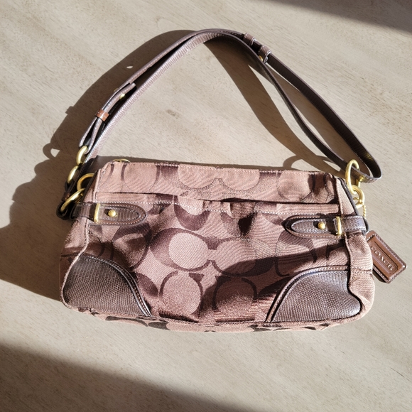 Coach purse - brown - Picture 1 of 7
